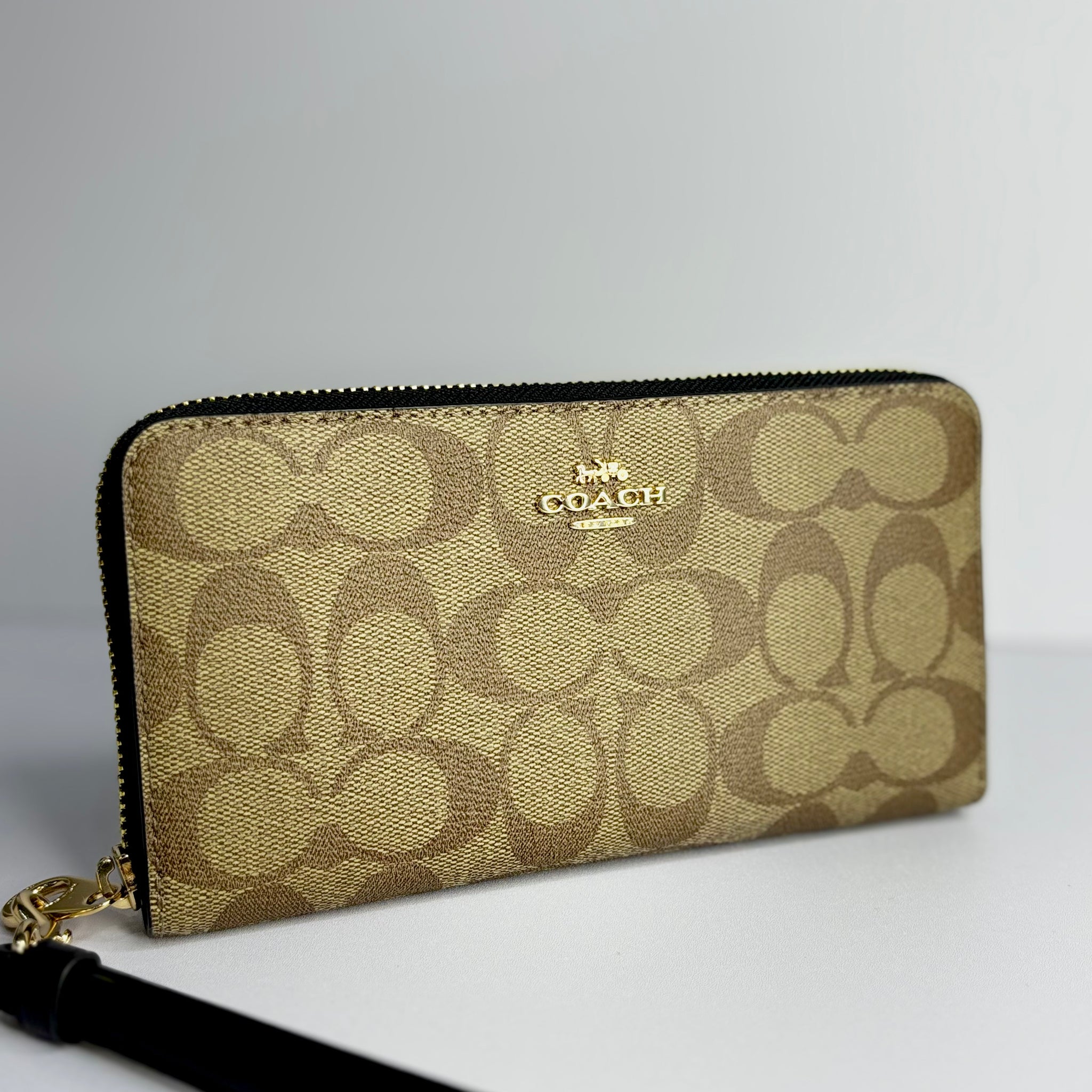 Coach Long Wallet